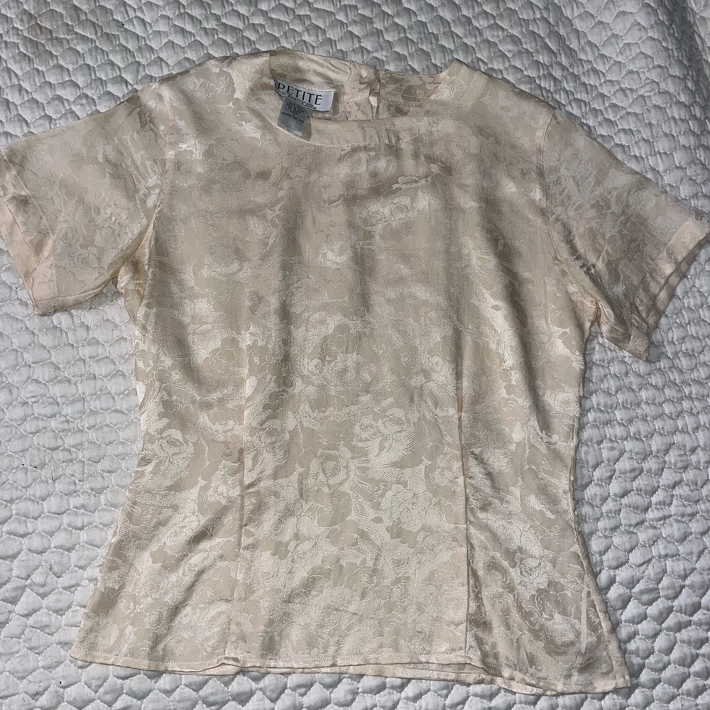 100% Silk vintage petite sophisticate top